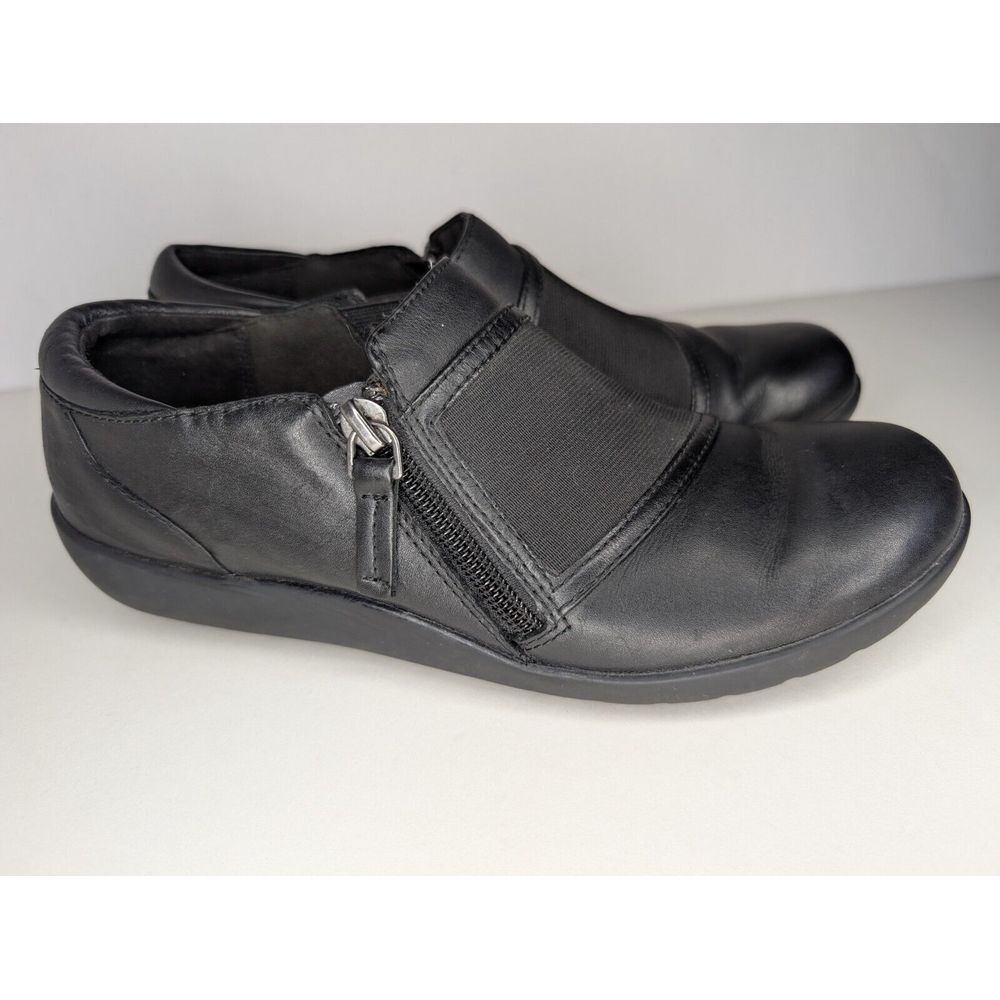 Clarks Medora Gale Black Slip On Zipper Shoes Women's Size 6.5 M